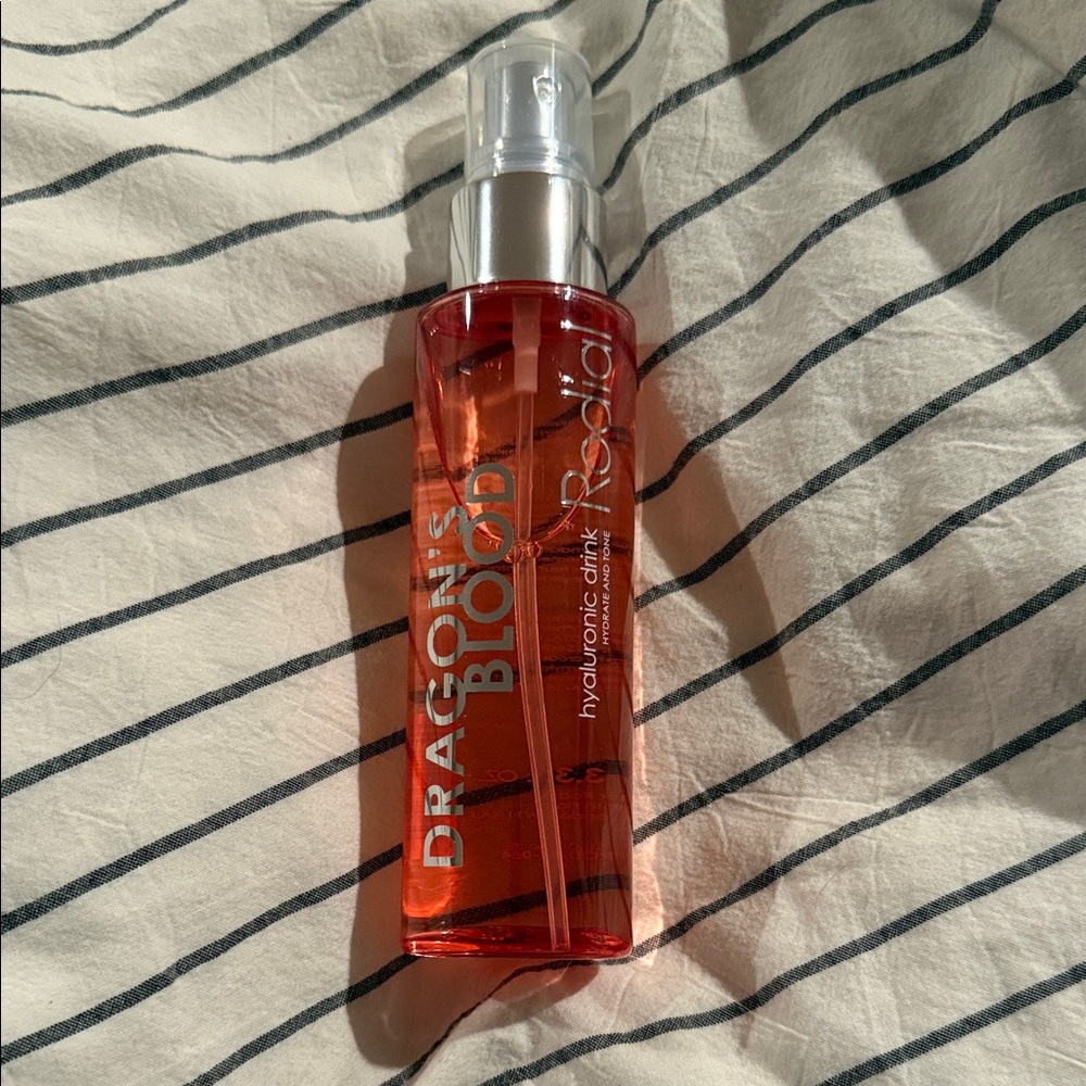 Rodial Dragons Blood Hyaluronic Spray